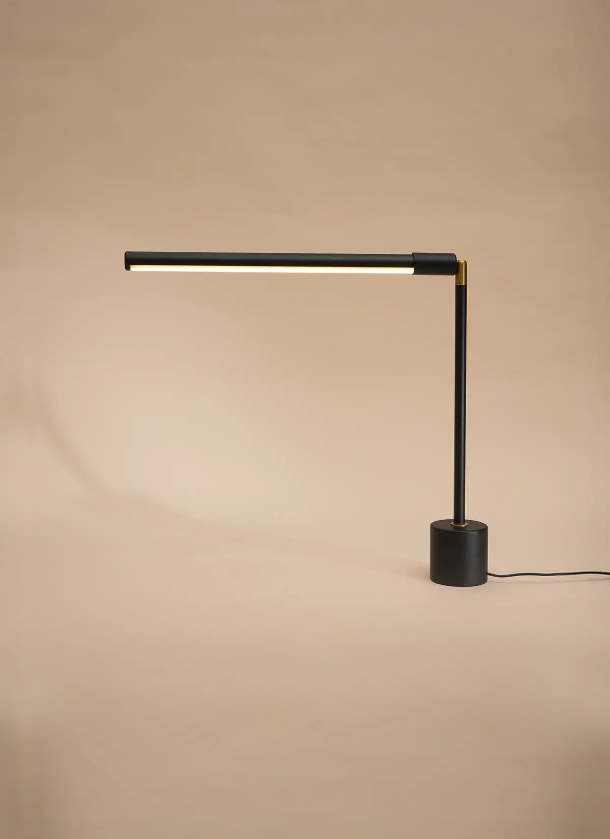 Versa Tabletop Grow Light