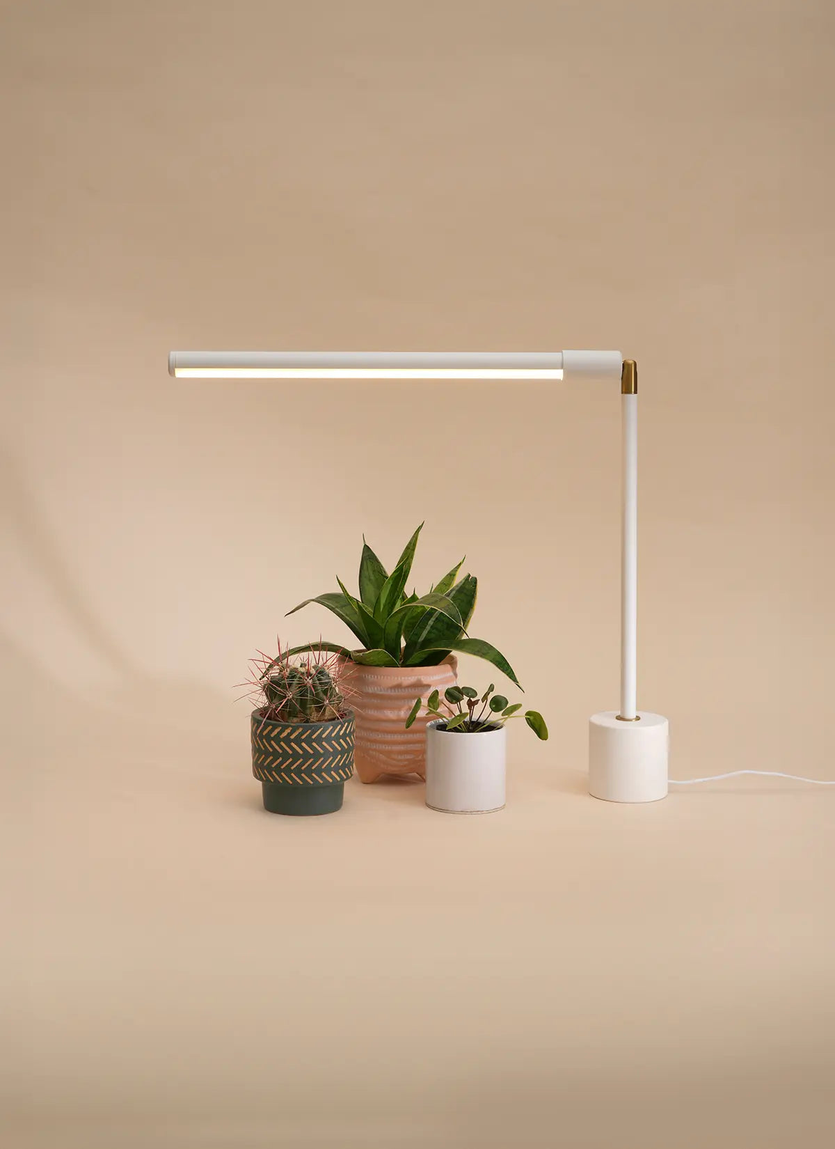 plant grow light table Versa Tabletop Grow Light