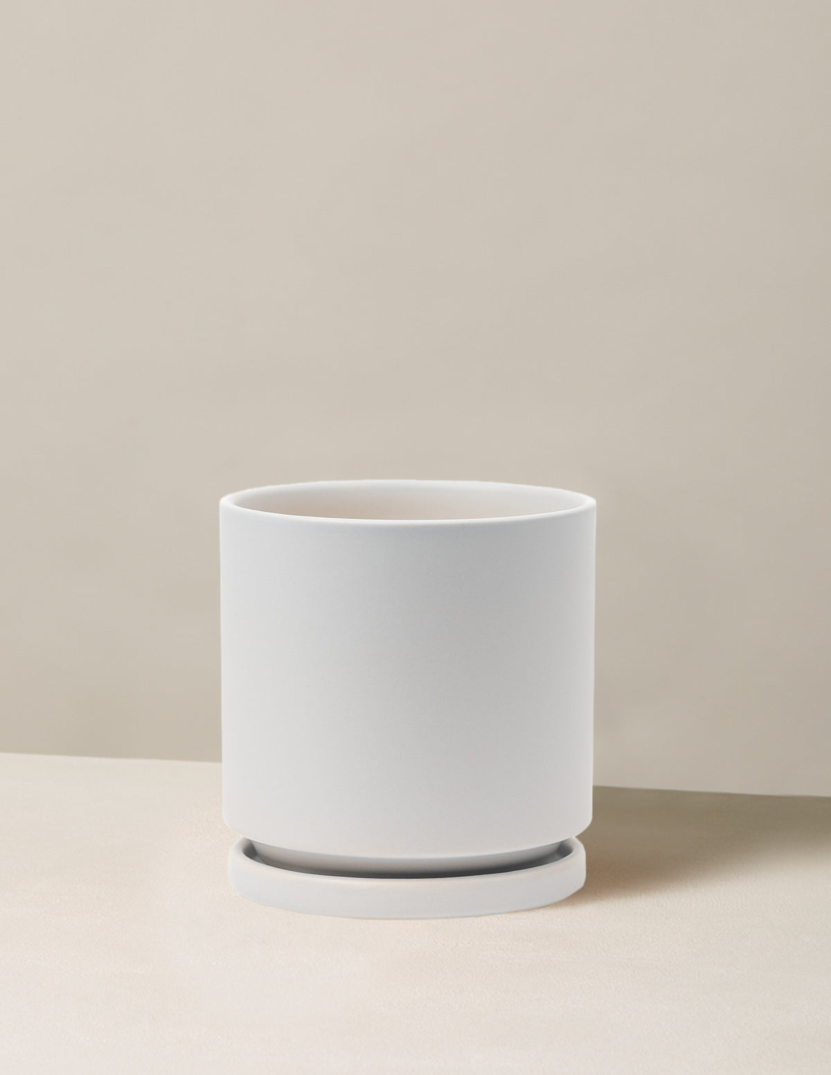 Isabella Planter